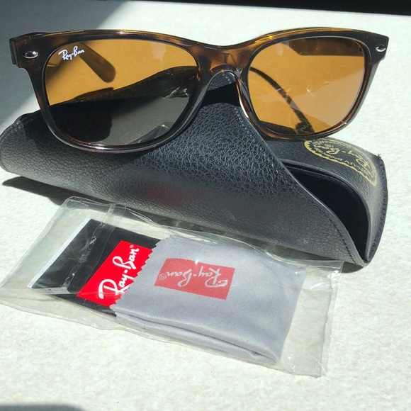 Ray-Ban Accessories - Ray Ban NEW WAYFARER